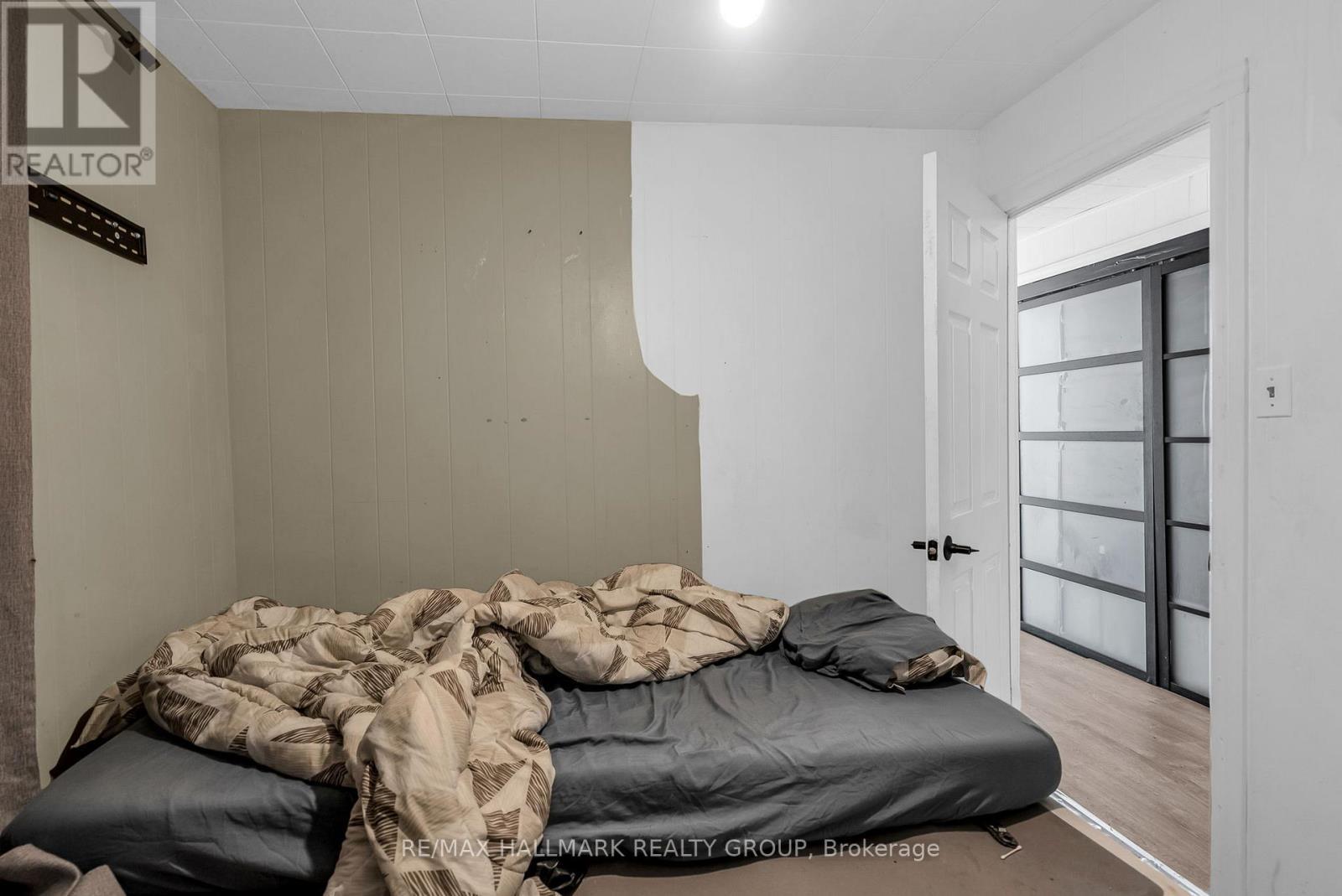 230 Alice Street, Cornwall, ON - Indoor Photo Showing Other Room