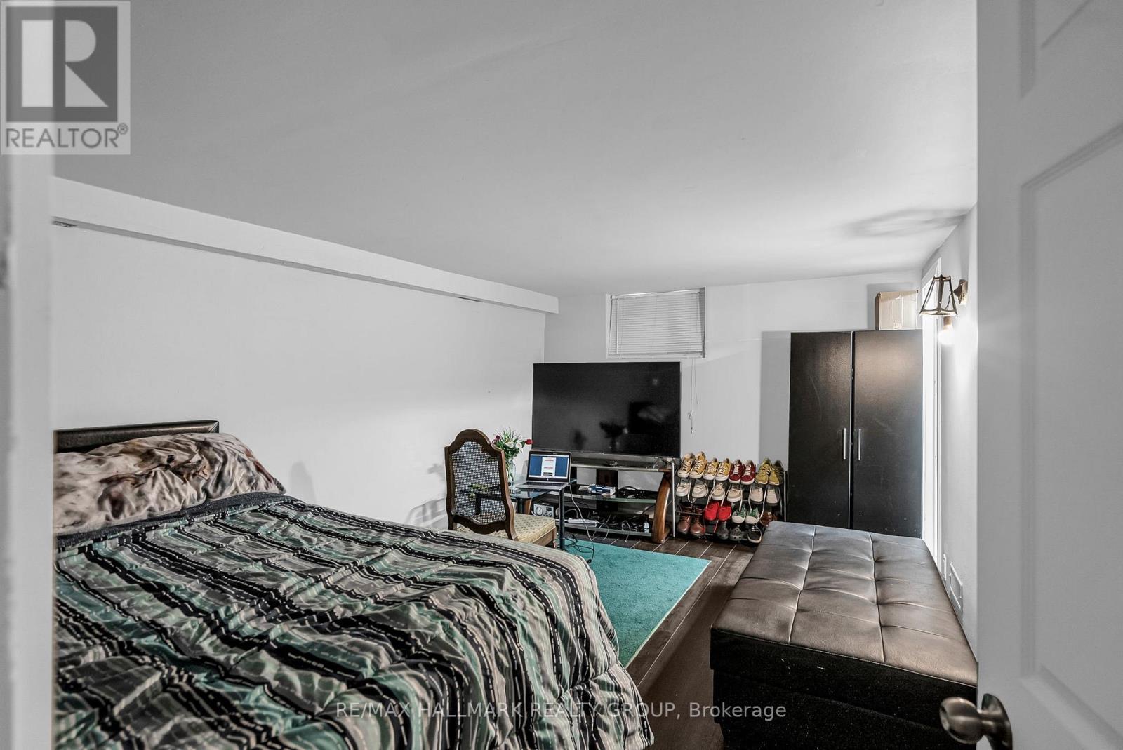 230 Alice Street, Cornwall, ON - Indoor Photo Showing Bedroom