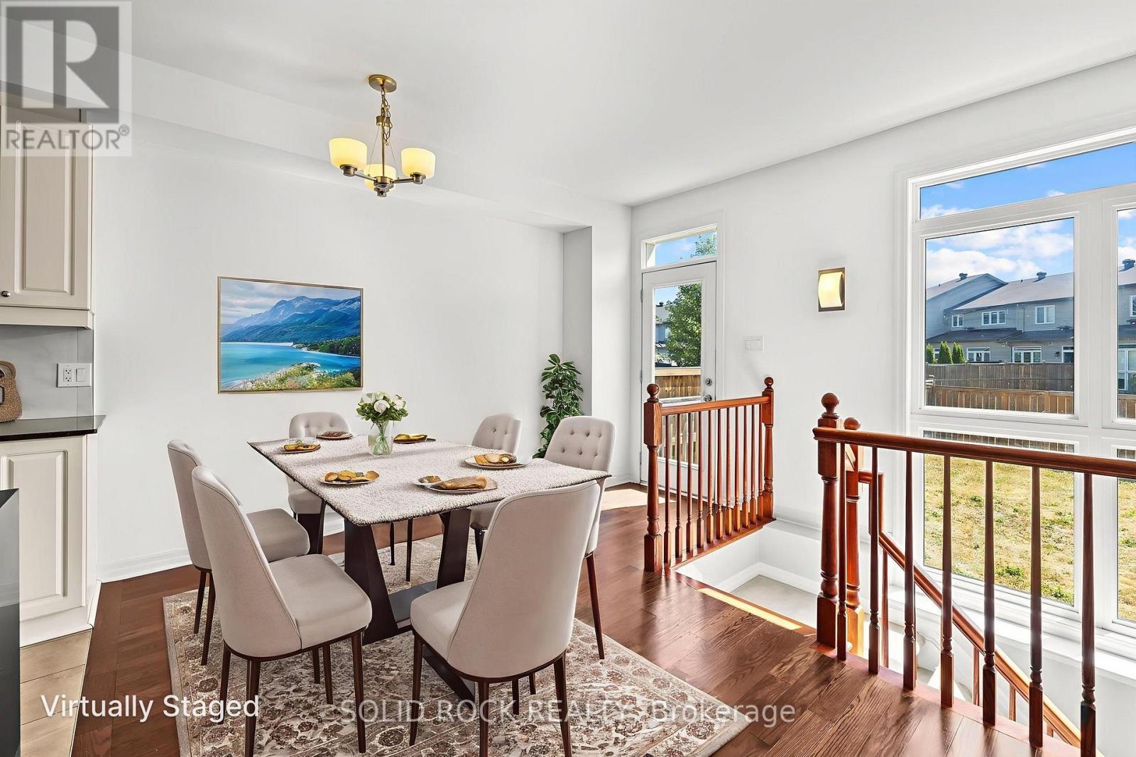 153 Hawkshaw Crescent E, Ottawa, ON - Indoor Photo Showing Dining Room