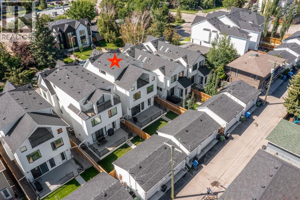 2032 41 Avenue Sw, Calgary, AB - Outdoor With View