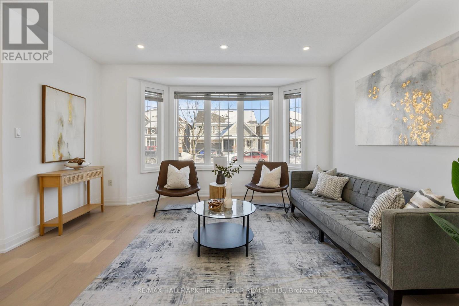 796 Audley Road S, Ajax, ON - Indoor Photo Showing Living Room