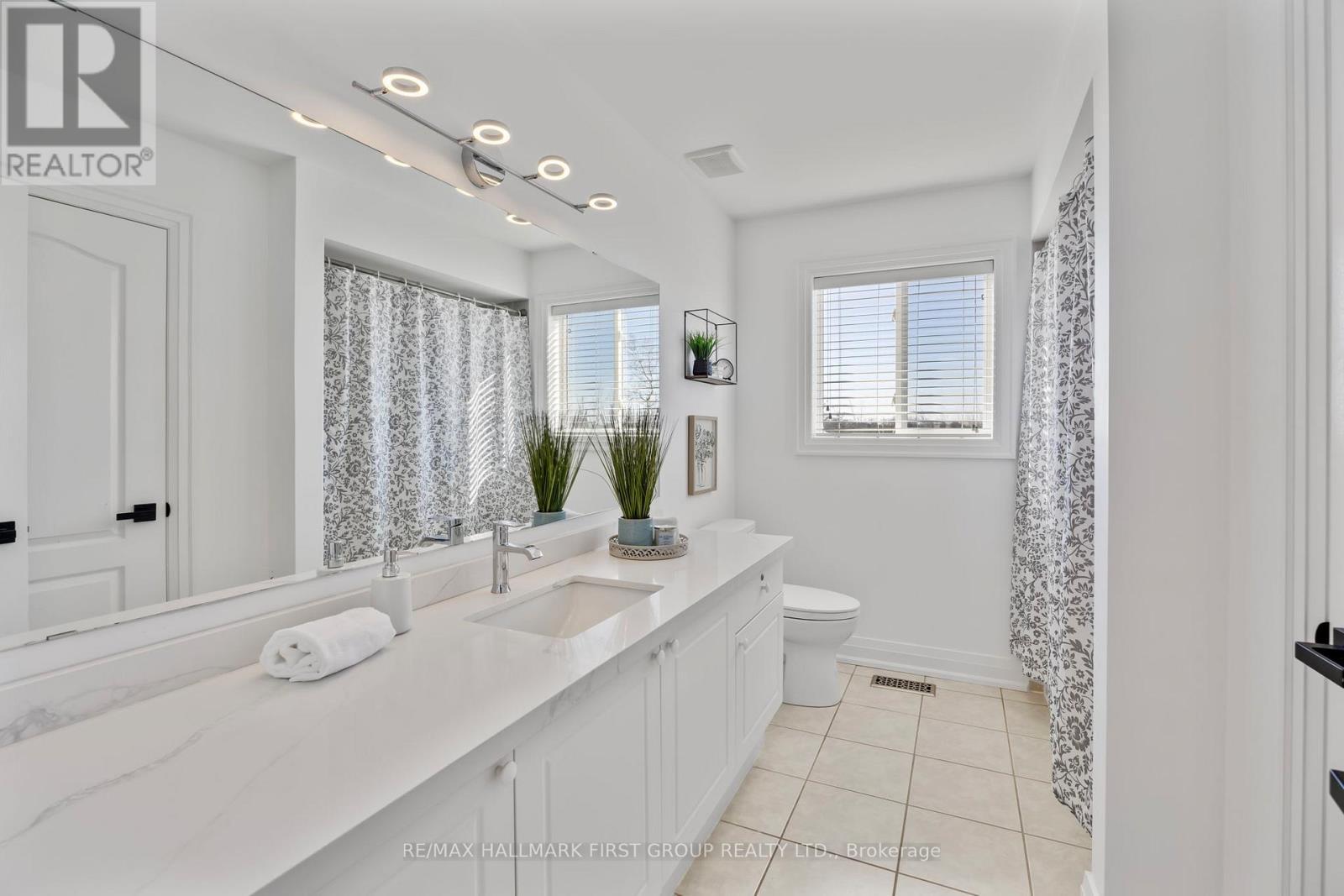 796 Audley Road S, Ajax, ON - Indoor Photo Showing Bathroom