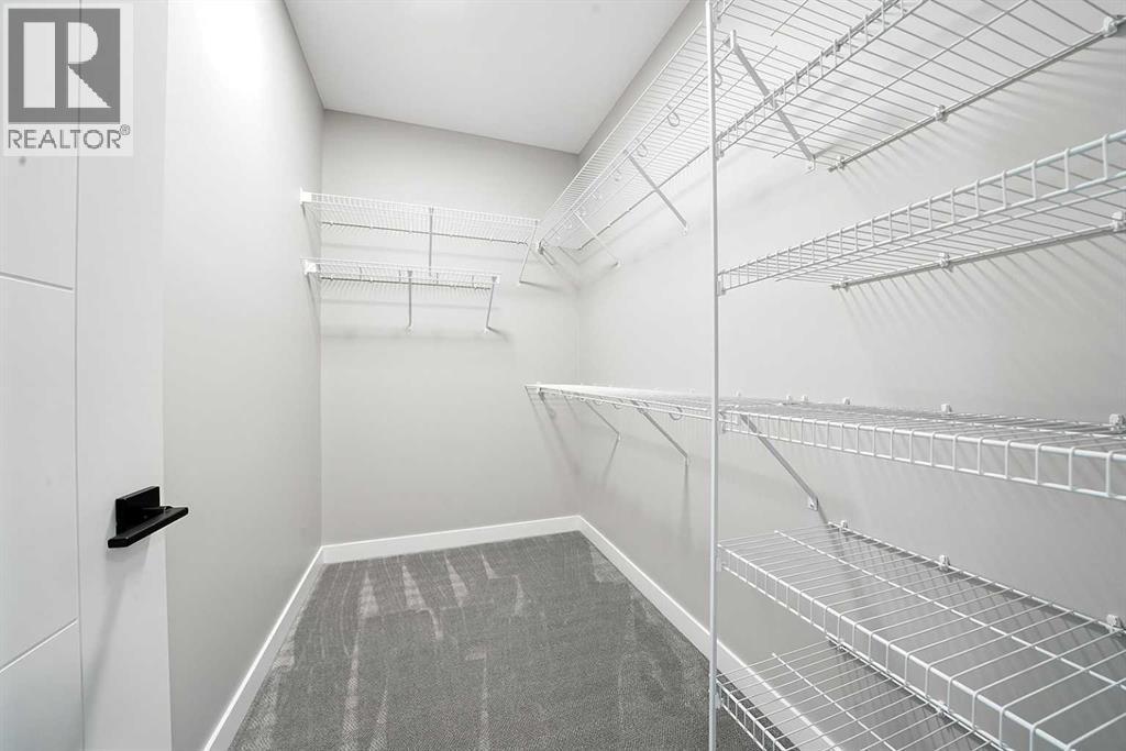 25 Murphy Close, Blackfalds, AB - Indoor With Storage