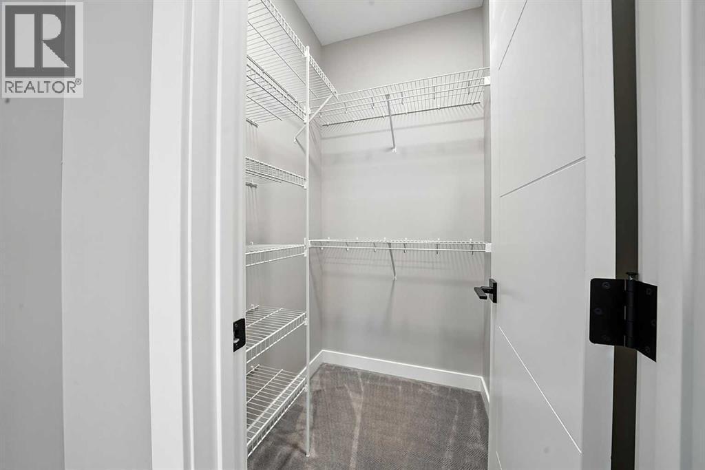 25 Murphy Close, Blackfalds, AB - Indoor With Storage