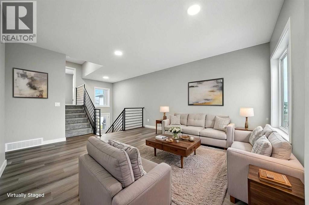 25 Murphy Close, Blackfalds, AB - Indoor Photo Showing Living Room