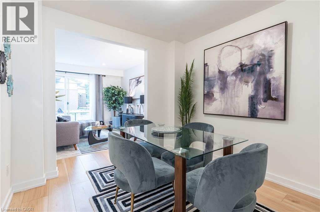 63 Woodman Drive N, Hamilton, ON - Indoor Photo Showing Dining Room