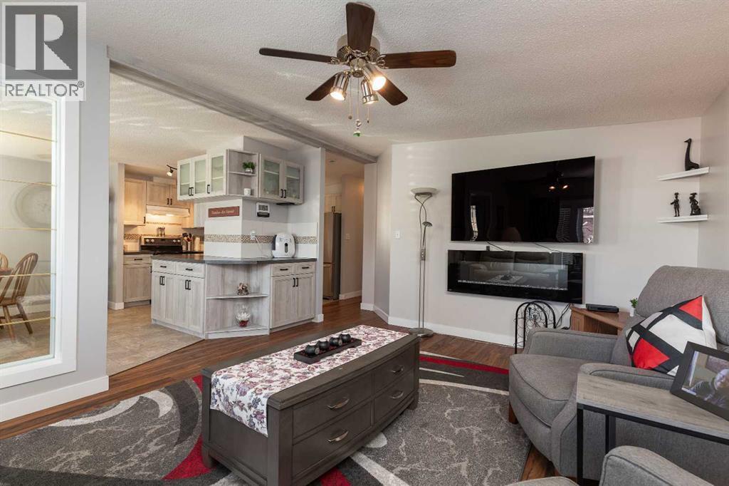 2918 30 Avenue S, Lethbridge, AB