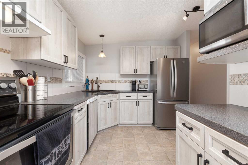 2918 30 Avenue, Lethbridge, AB