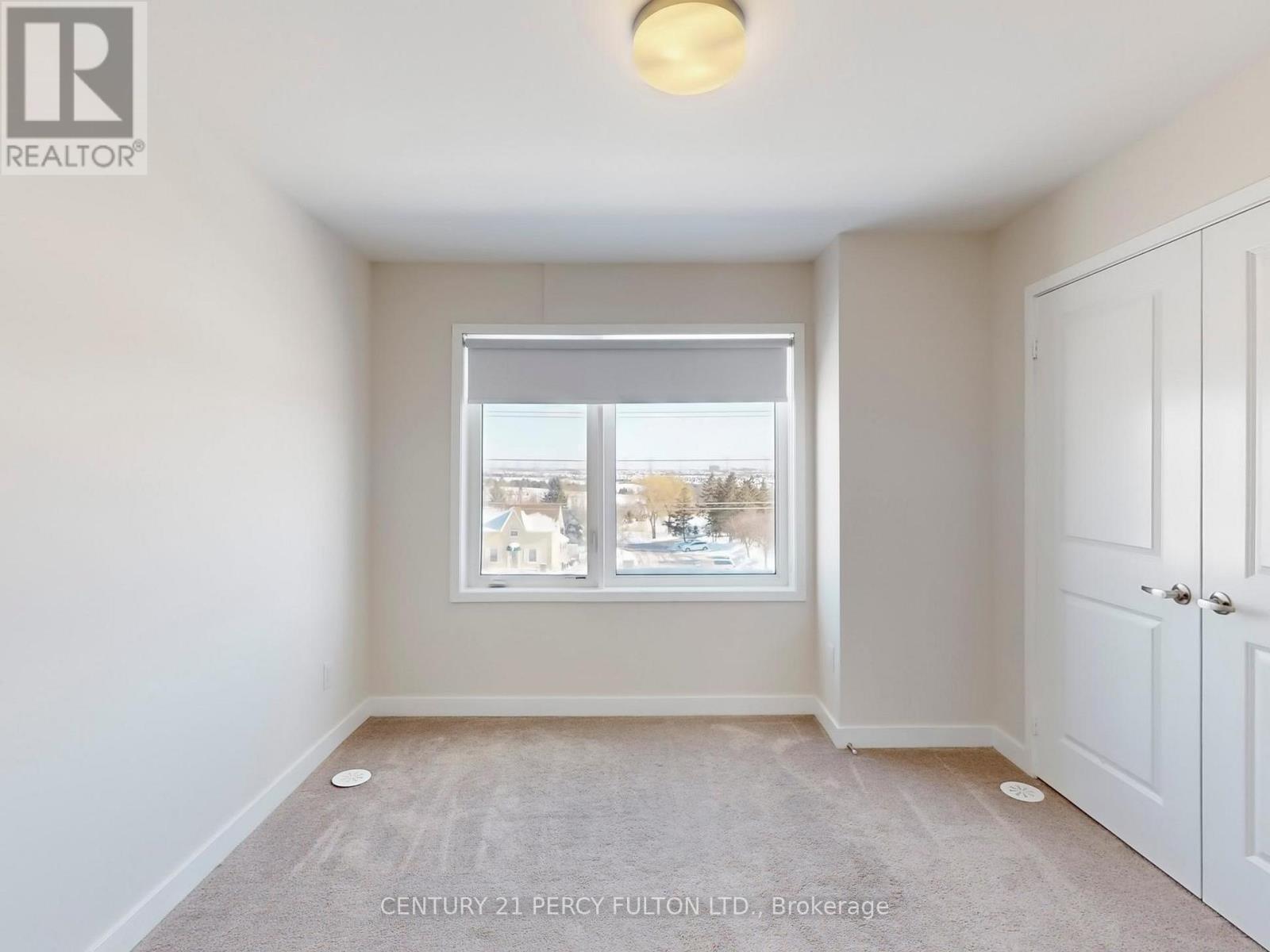 206 - 2550 Castlegate Crossing, Pickering, ON - Indoor Photo Showing Other Room