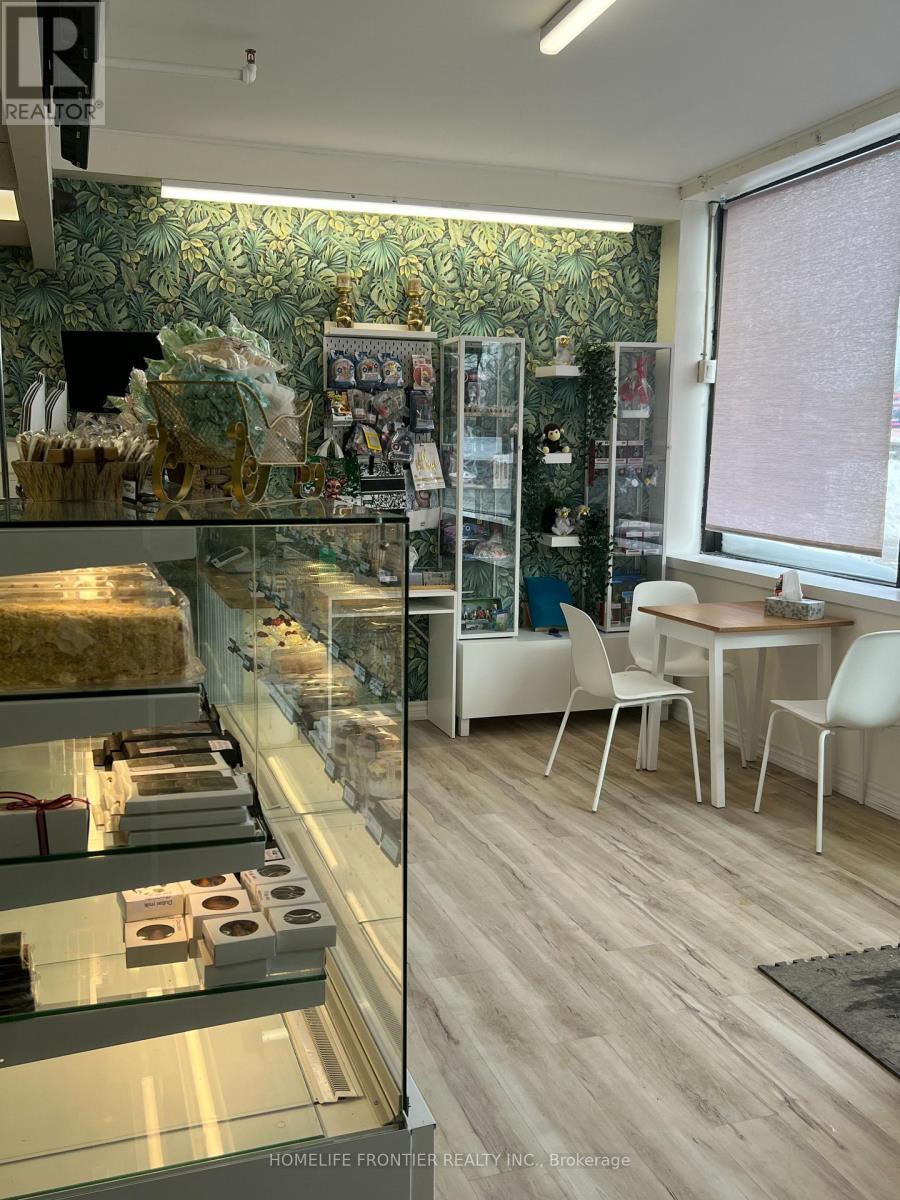 a place to enjoy inside - 16 Wilstead Drive, Newmarket, ON