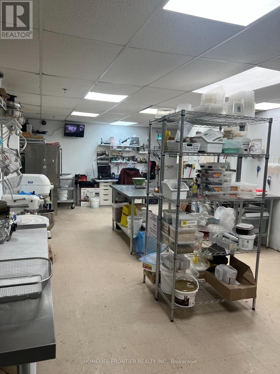 a lot of space for production and master classes - 16 Wilstead Drive, Newmarket, ON