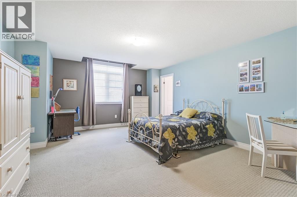 18 Flanders Road, Brampton, ON - Indoor Photo Showing Bedroom
