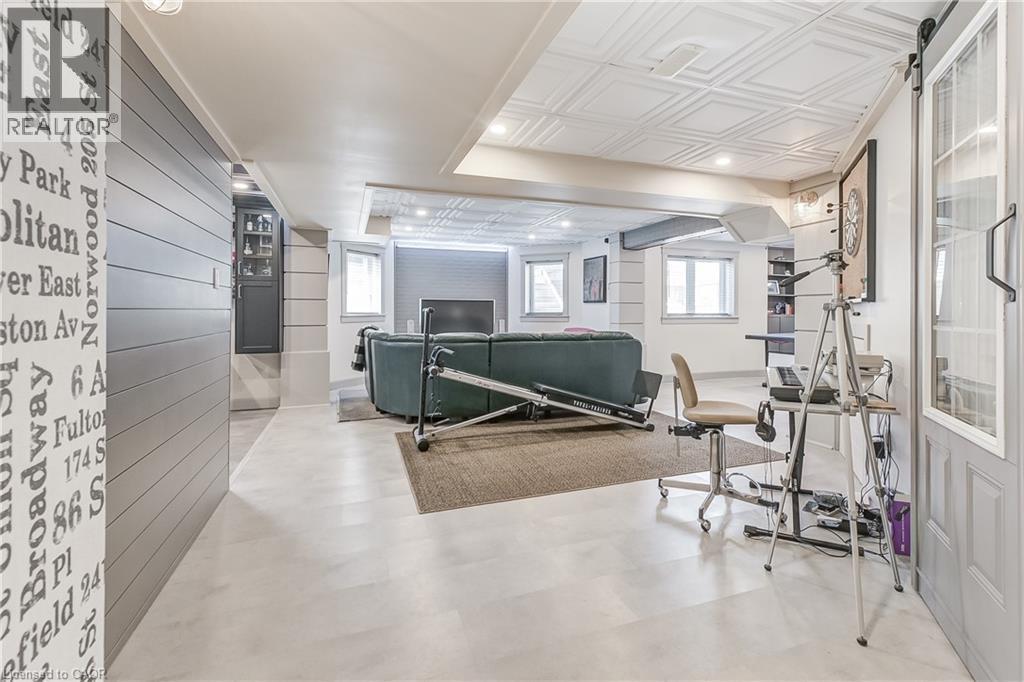 18 Flanders Road, Brampton, ON - Indoor