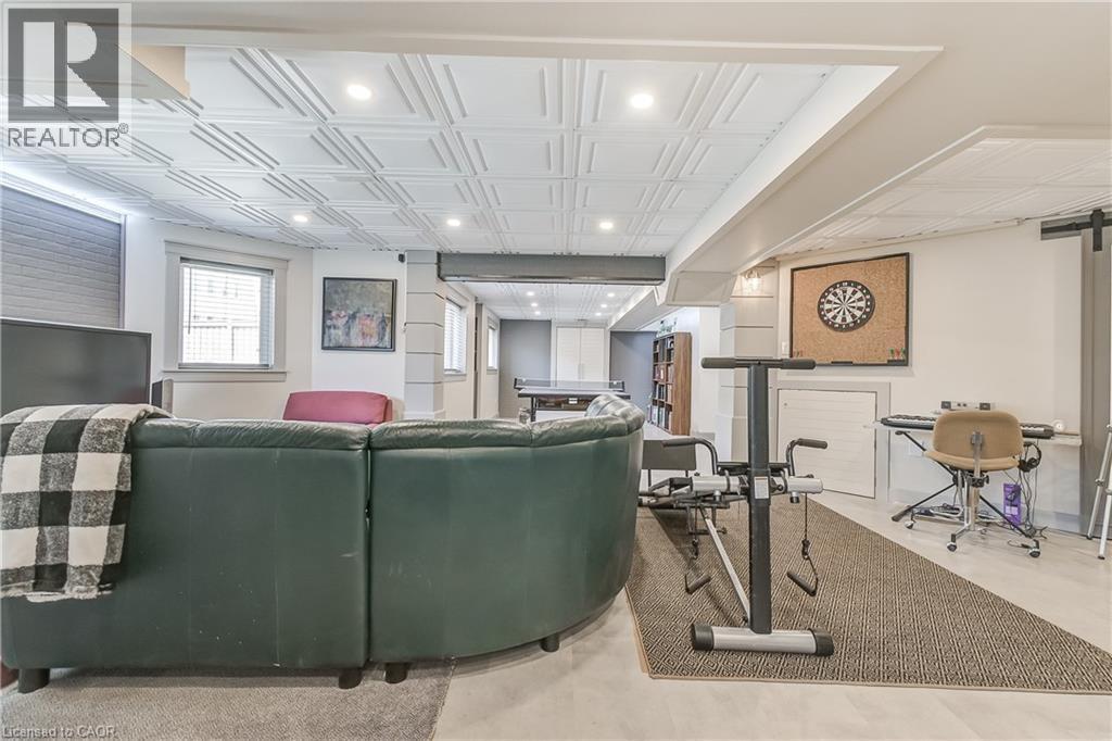 18 Flanders Road, Brampton, ON - Indoor