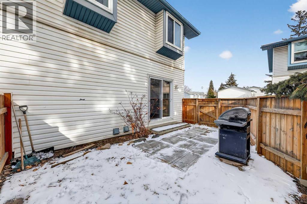115, 4810 40 Avenue Sw, Calgary, AB - Outdoor With Exterior