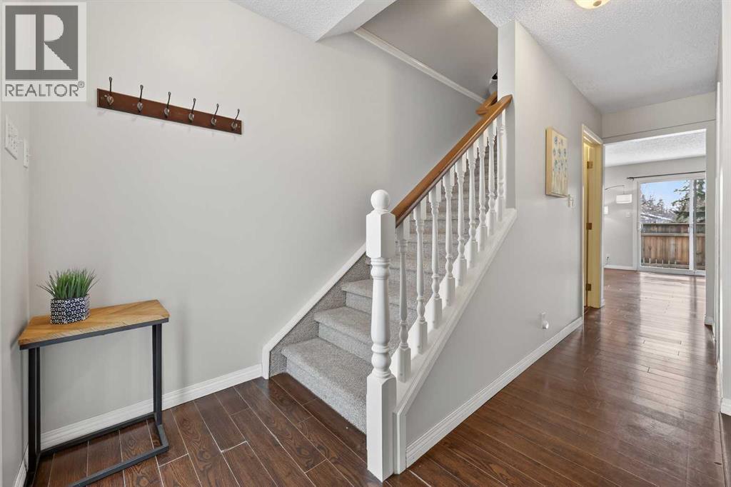 115, 4810 40 Avenue Sw, Calgary, AB - Indoor Photo Showing Other Room