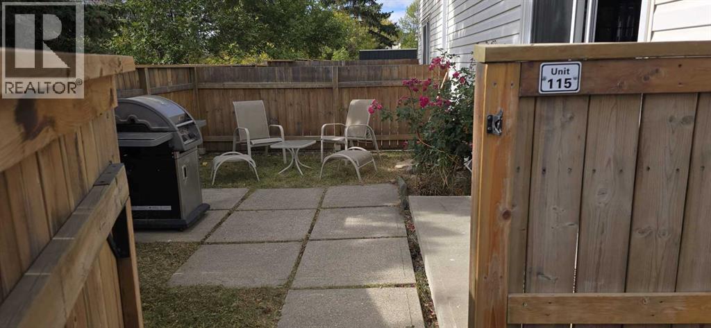 115, 4810 40 Avenue Sw, Calgary, AB - Outdoor