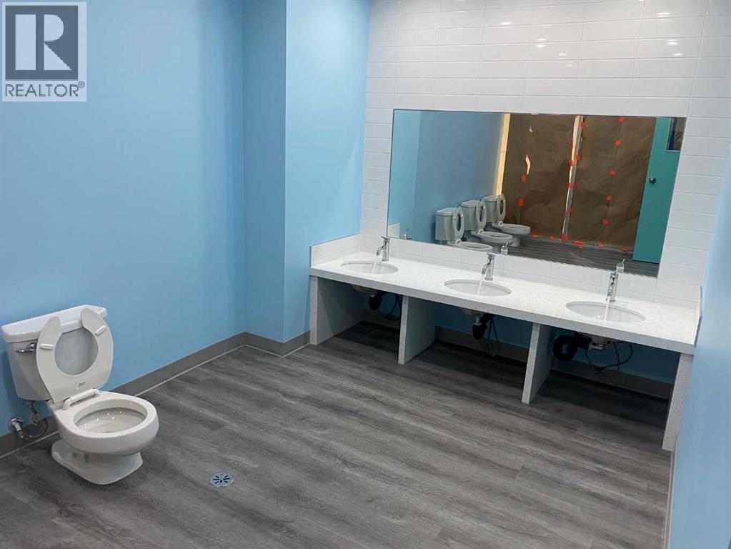 1010,1020,220, 634 6 Avenue Sw, Calgary, AB