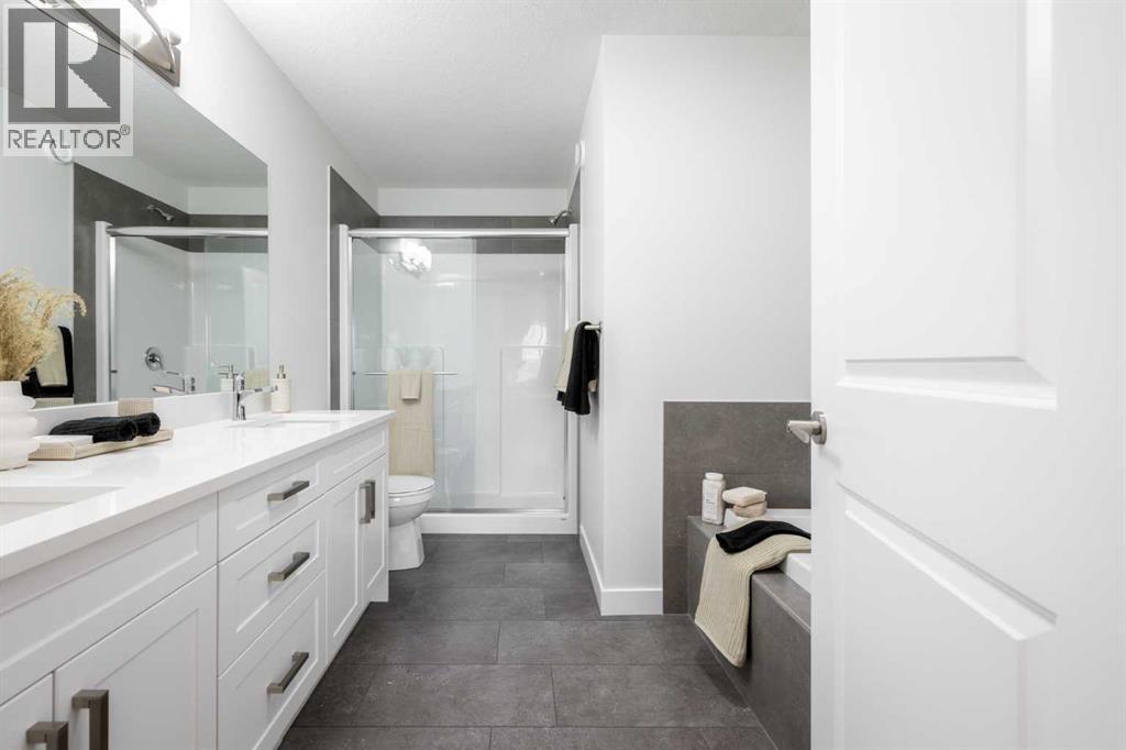 21 Sora Gardens Se, Calgary, AB - Indoor Photo Showing Bathroom