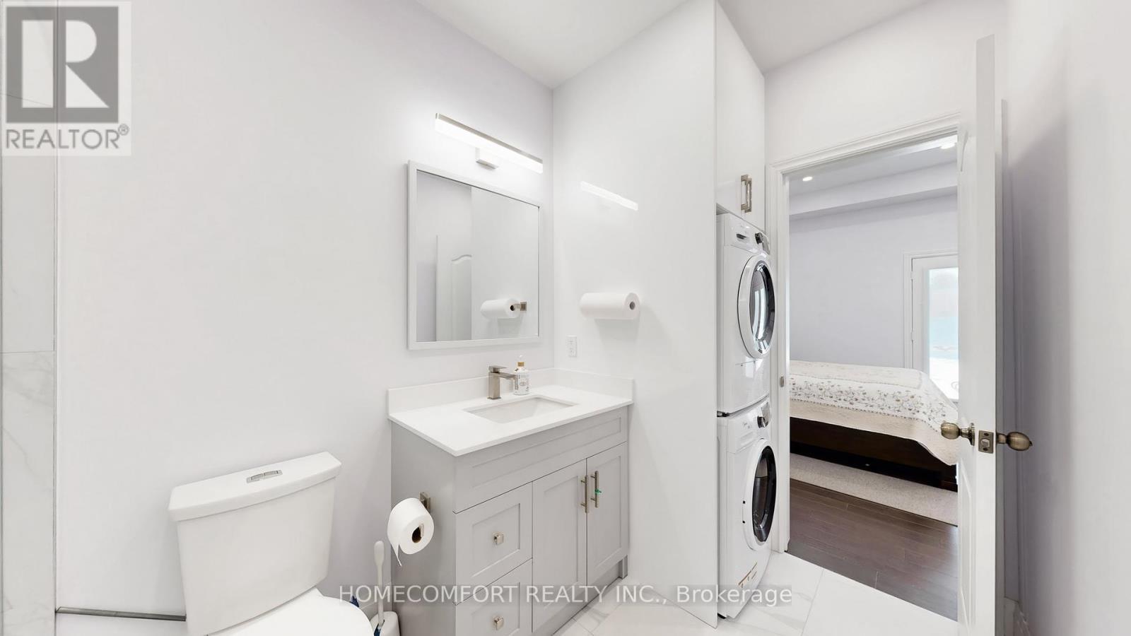 3 Mary Willson Court, East Gwillimbury, ON - Indoor Photo Showing Bathroom