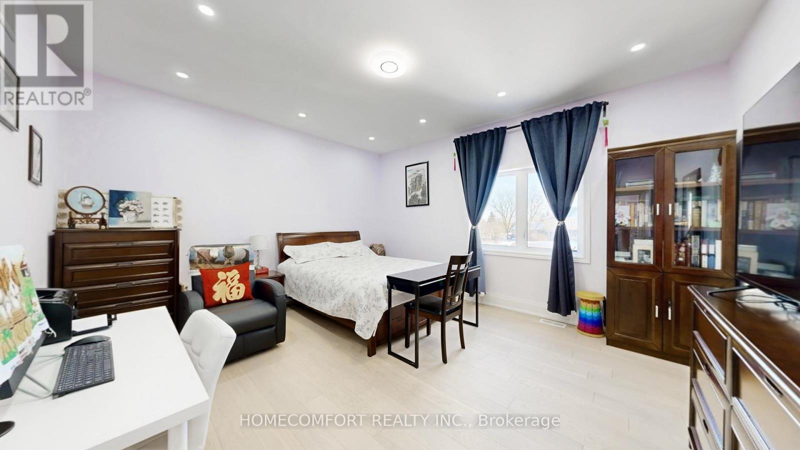 3 Mary Willson Court, East Gwillimbury, ON - Indoor Photo Showing Bedroom