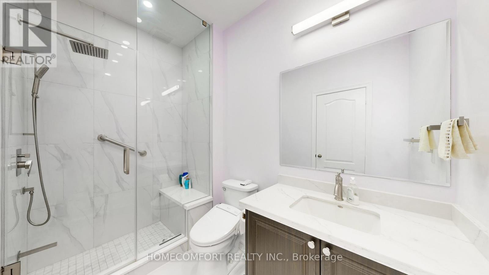 3 Mary Willson Court, East Gwillimbury, ON - Indoor Photo Showing Bathroom
