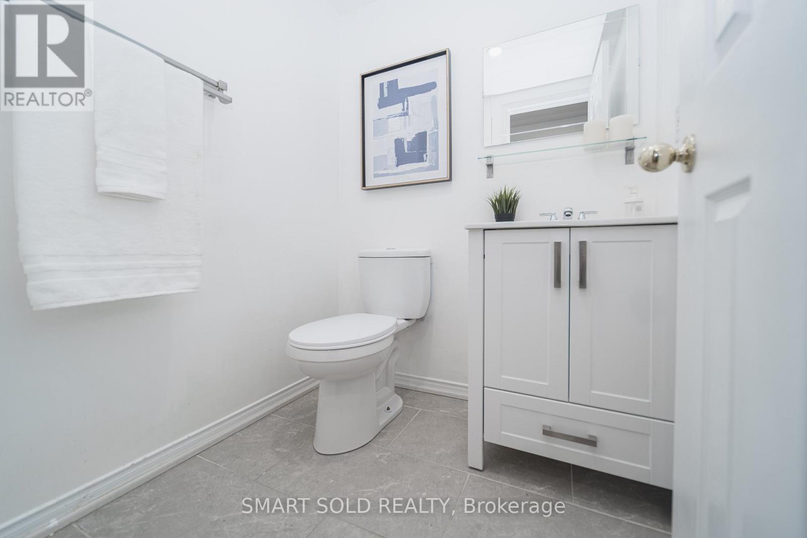 29 Breezeway Crescent, Richmond Hill, ON - Indoor Photo Showing Bathroom