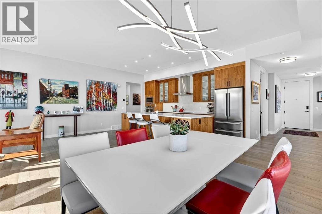 402, 21 Lebel Crescent Nw, Calgary, AB - Indoor Photo Showing Other Room