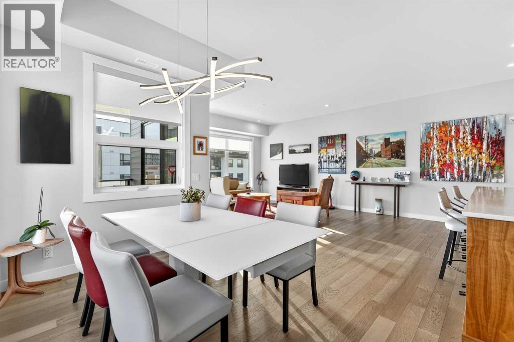 402, 21 Lebel Crescent Nw, Calgary, AB - Indoor Photo Showing Dining Room