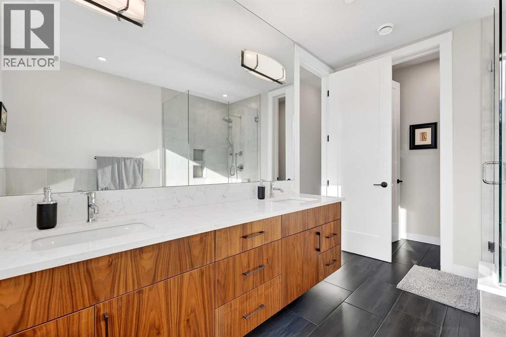 402, 21 Lebel Crescent Nw, Calgary, AB - Indoor Photo Showing Bathroom