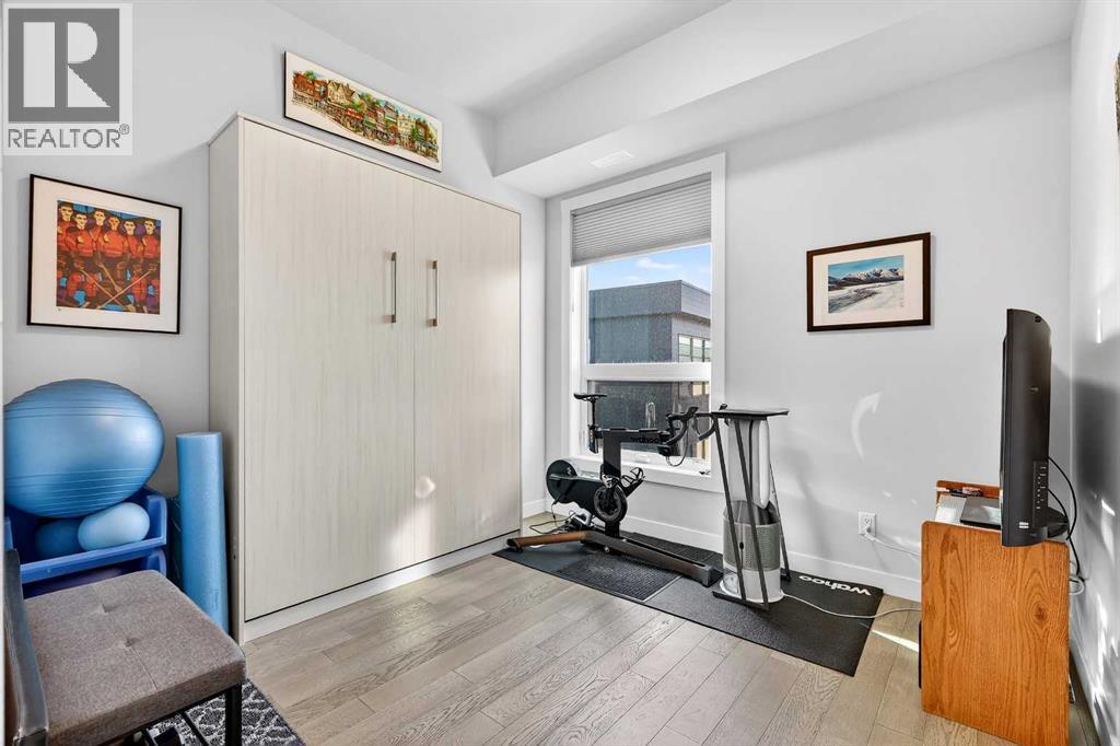 402, 21 Lebel Crescent Nw, Calgary, AB - Indoor