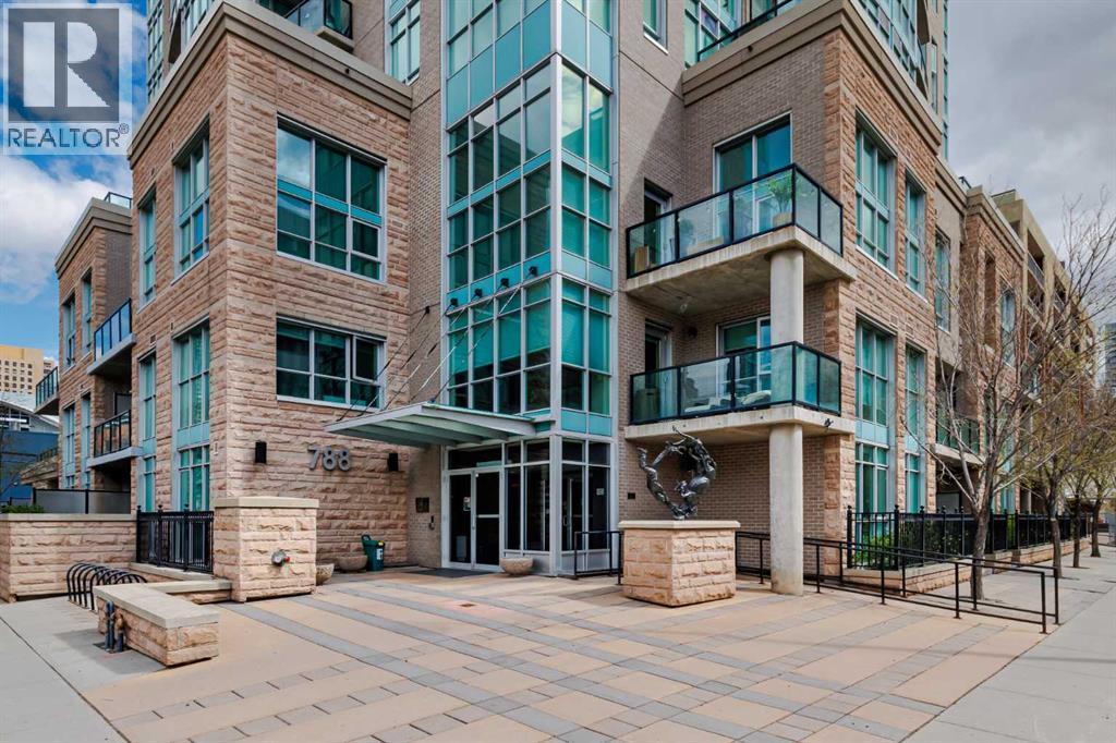 Main Entrance - 701, 788 12 Avenue Sw, Calgary, AB - Outdoor With Balcony With Facade