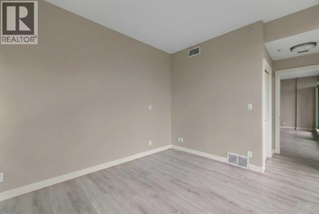 Large Bedroom - 701, 788 12 Avenue Sw, Calgary, AB - Indoor Photo Showing Other Room