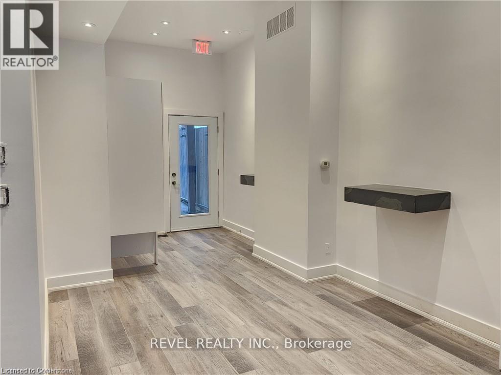 1441 Main Street E, Hamilton, ON