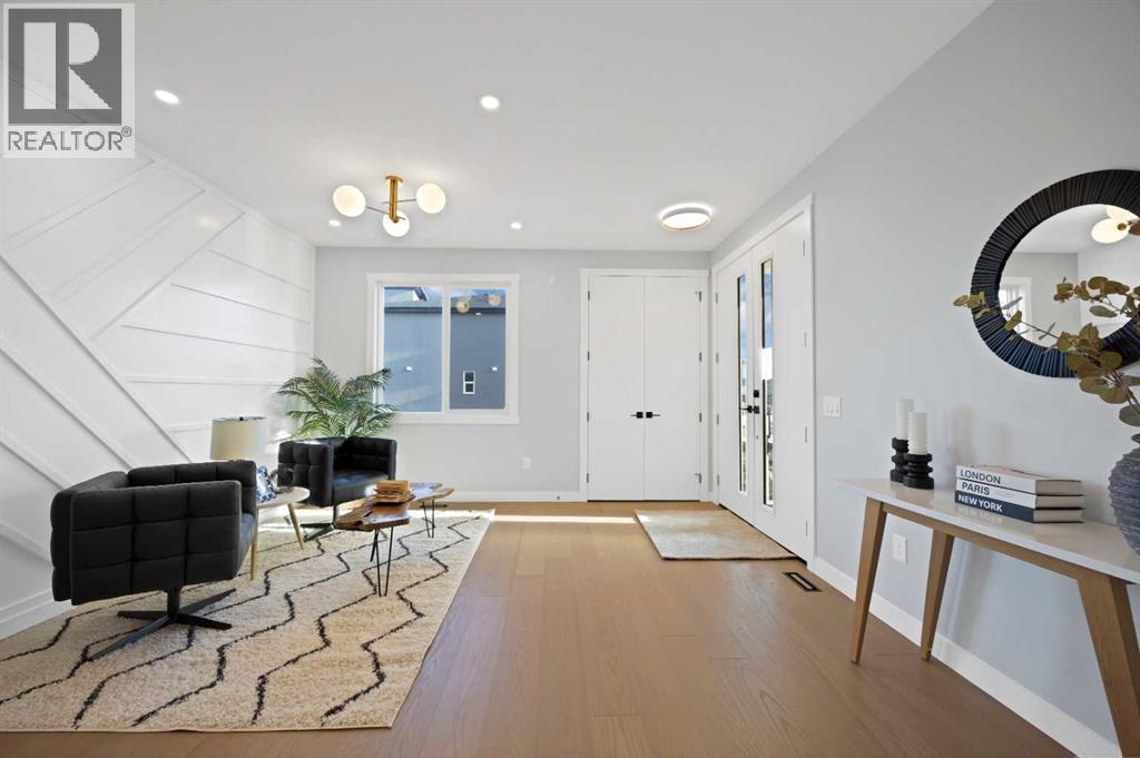 351 Waterford Grove, Chestermere, AB - Indoor Photo Showing Other Room