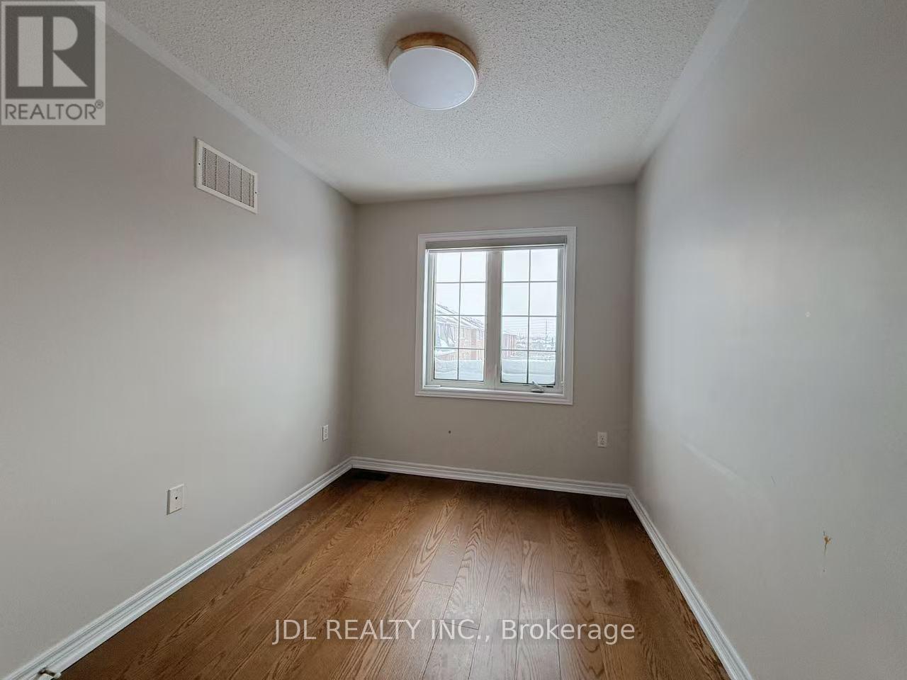 1374 Granrock Crescent, Mississauga, ON - Indoor Photo Showing Other Room
