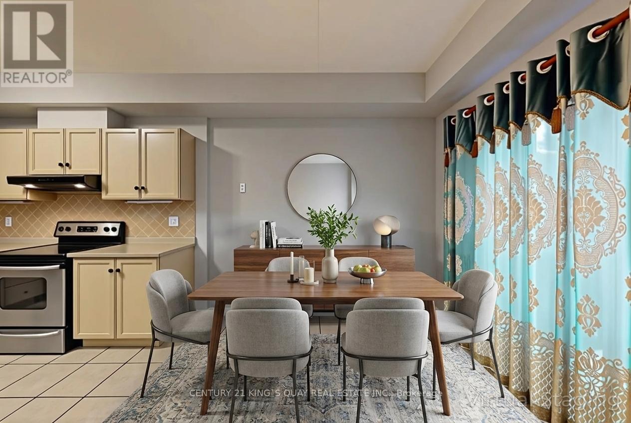 21 - 232 Stonehenge Drive, Hamilton, ON - Indoor Photo Showing Dining Room