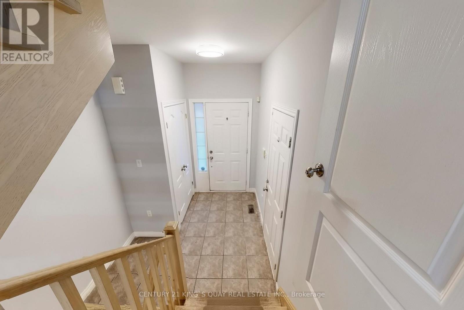 21 - 232 Stonehenge Drive, Hamilton, ON - Indoor Photo Showing Other Room