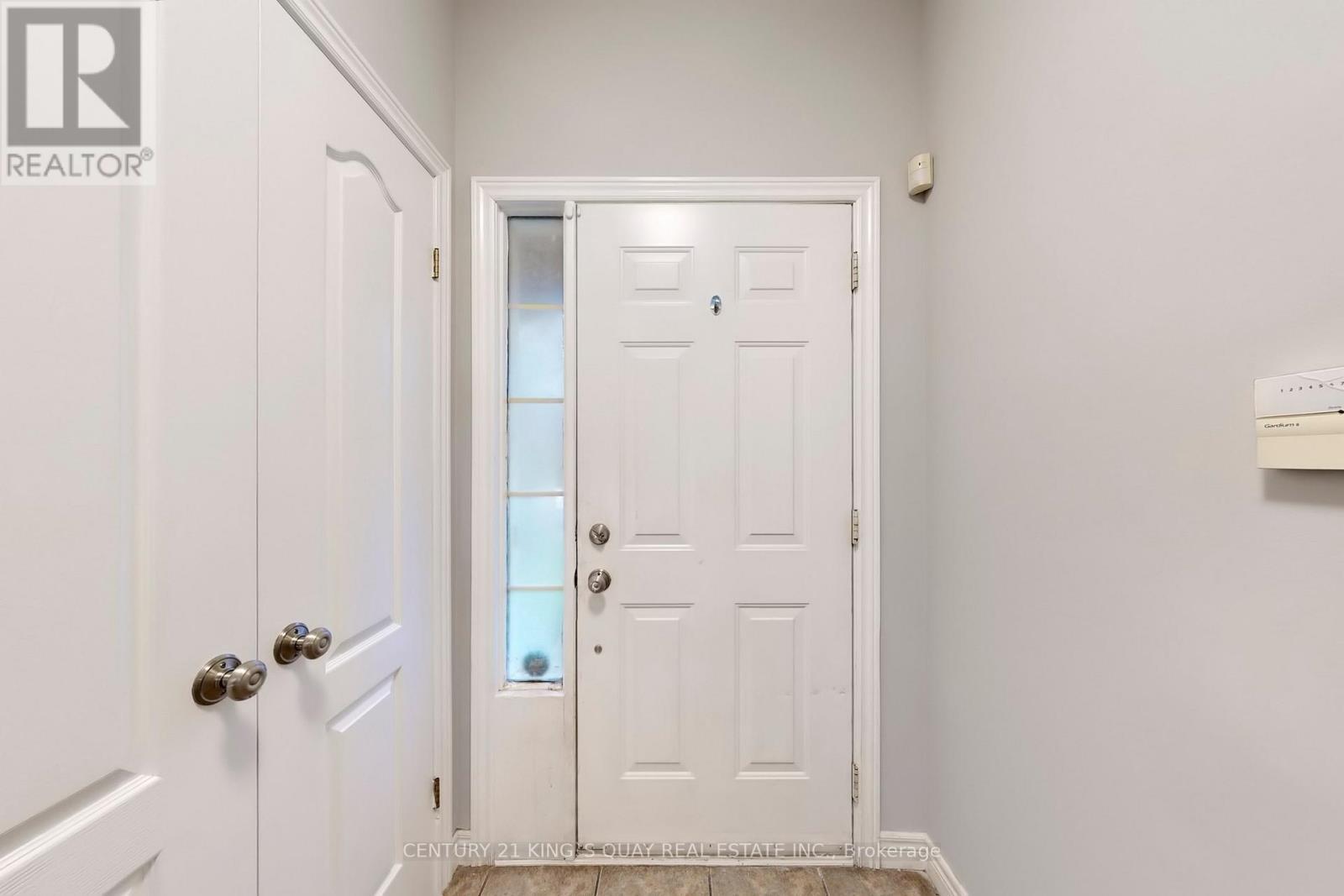 21 - 232 Stonehenge Drive, Hamilton, ON - Indoor Photo Showing Other Room