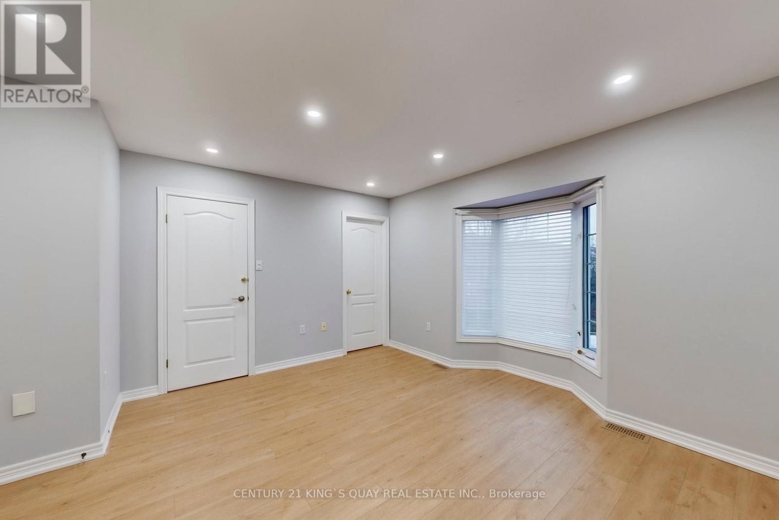 21 - 232 Stonehenge Drive, Hamilton, ON - Indoor Photo Showing Other Room