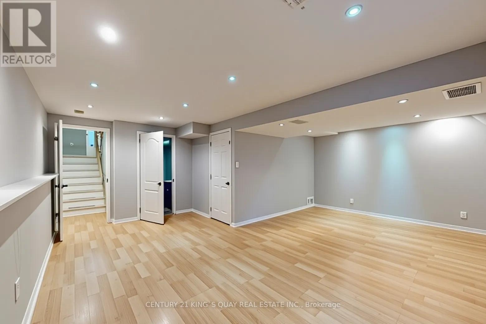 21 - 232 Stonehenge Drive, Hamilton, ON - Indoor Photo Showing Other Room