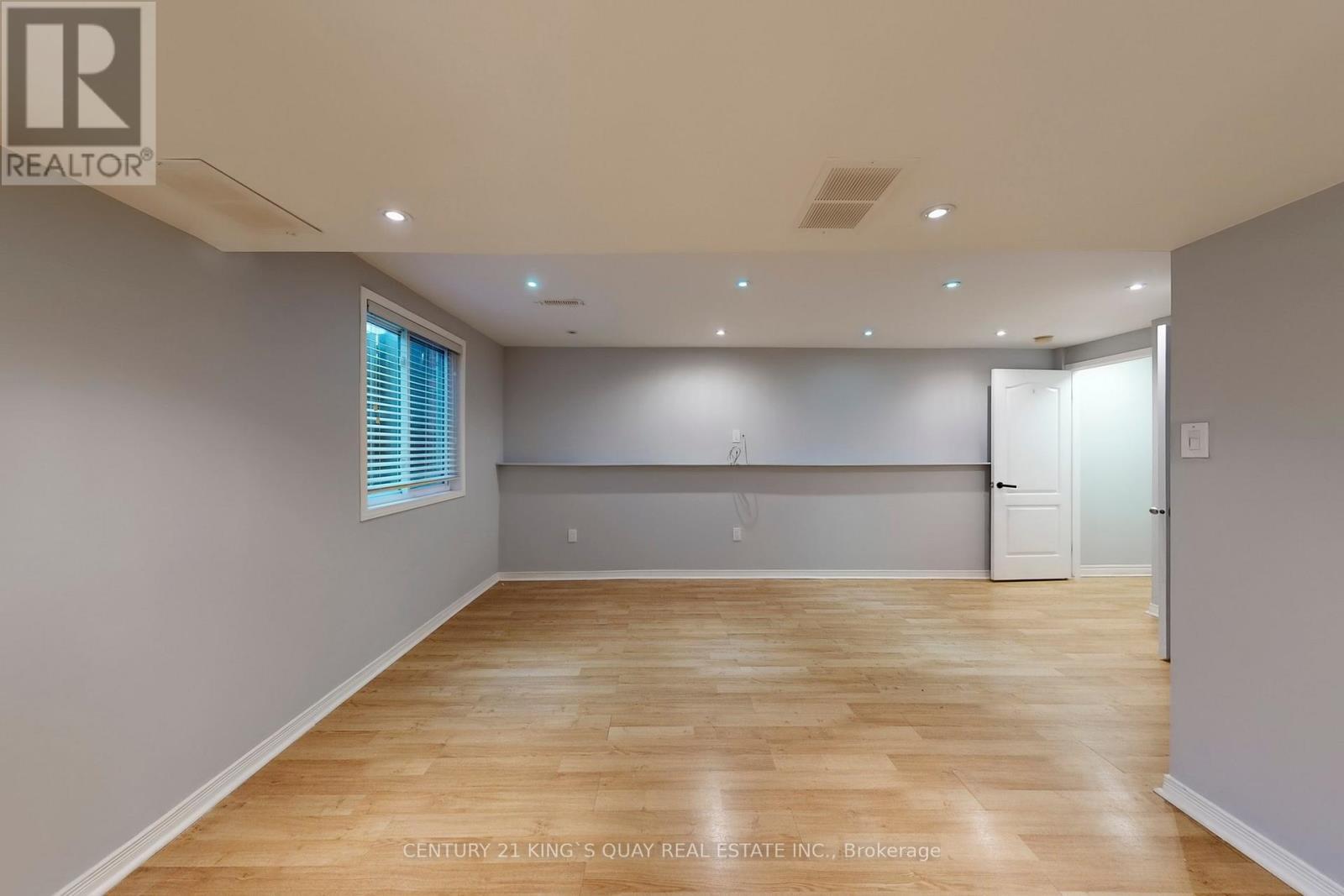 21 - 232 Stonehenge Drive, Hamilton, ON - Indoor Photo Showing Other Room