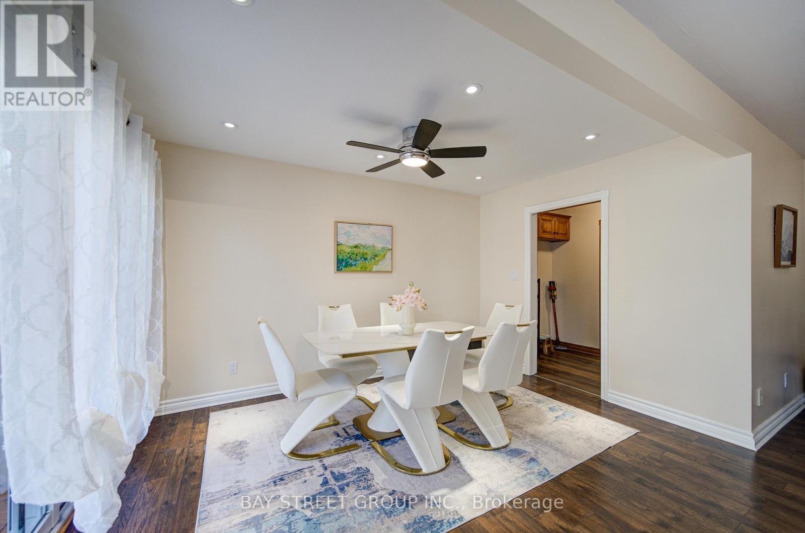 47 Cecil Street, St. Catharines, ON - Indoor Photo Showing Dining Room