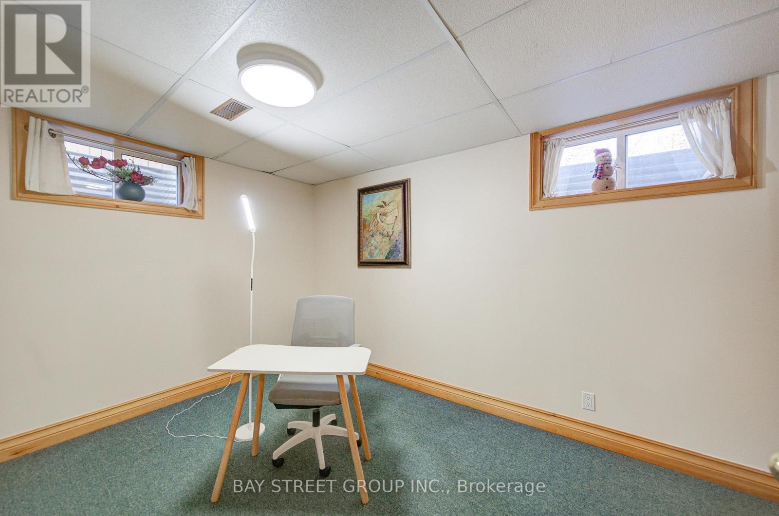 47 Cecil Street, St. Catharines, ON - Indoor