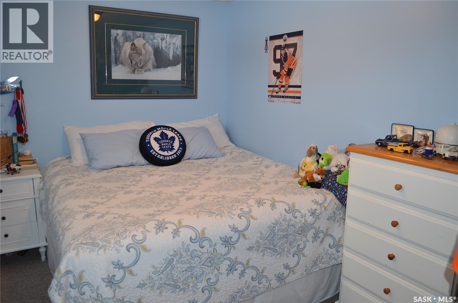 394 Standard Street, Pennant, SK - Indoor Photo Showing Bedroom
