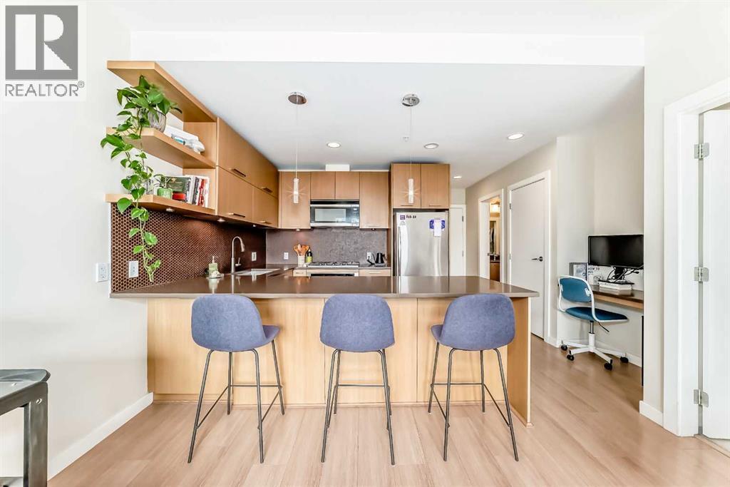120, 707 4 Street Ne, Calgary, AB - Indoor Photo Showing Kitchen