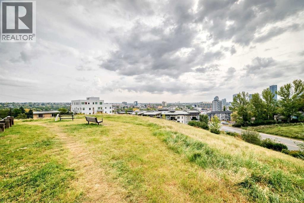 120, 707 4 Street Ne, Calgary, AB - Outdoor With View