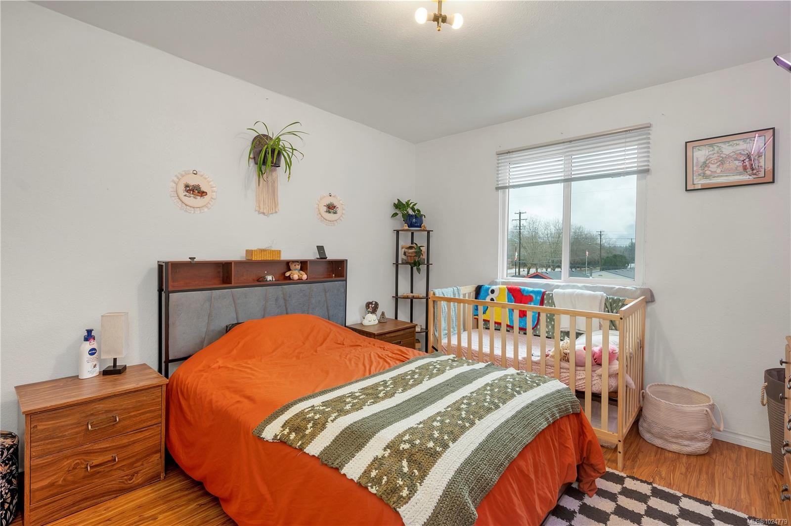 307-611 Macmillan Dr, Sayward, BC - Indoor Photo Showing Bedroom