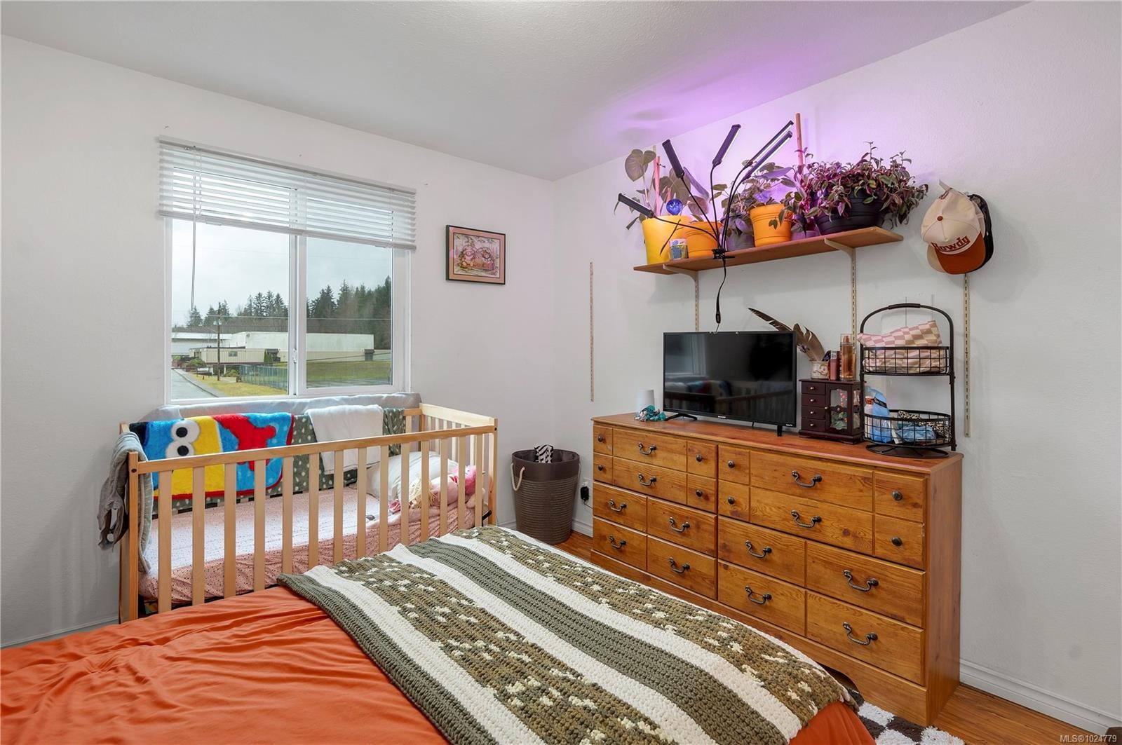 307-611 Macmillan Dr, Sayward, BC - Indoor Photo Showing Bedroom