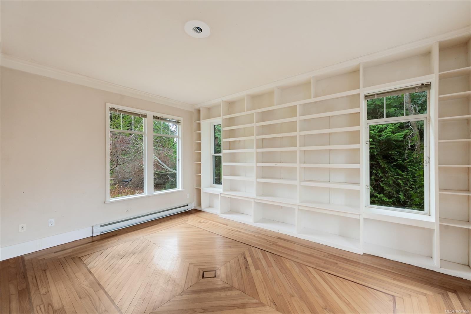 2930 Sea View Rd, Saanich, BC